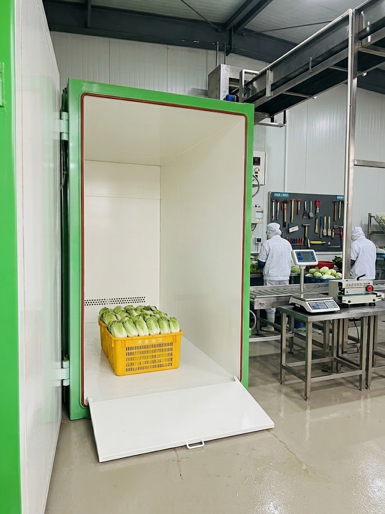 Ganzhou Dachang vacuum pre-cooler operating at an agricultural base Ganzhou Dachang vacuum pre-cooler operating at an agricultural base